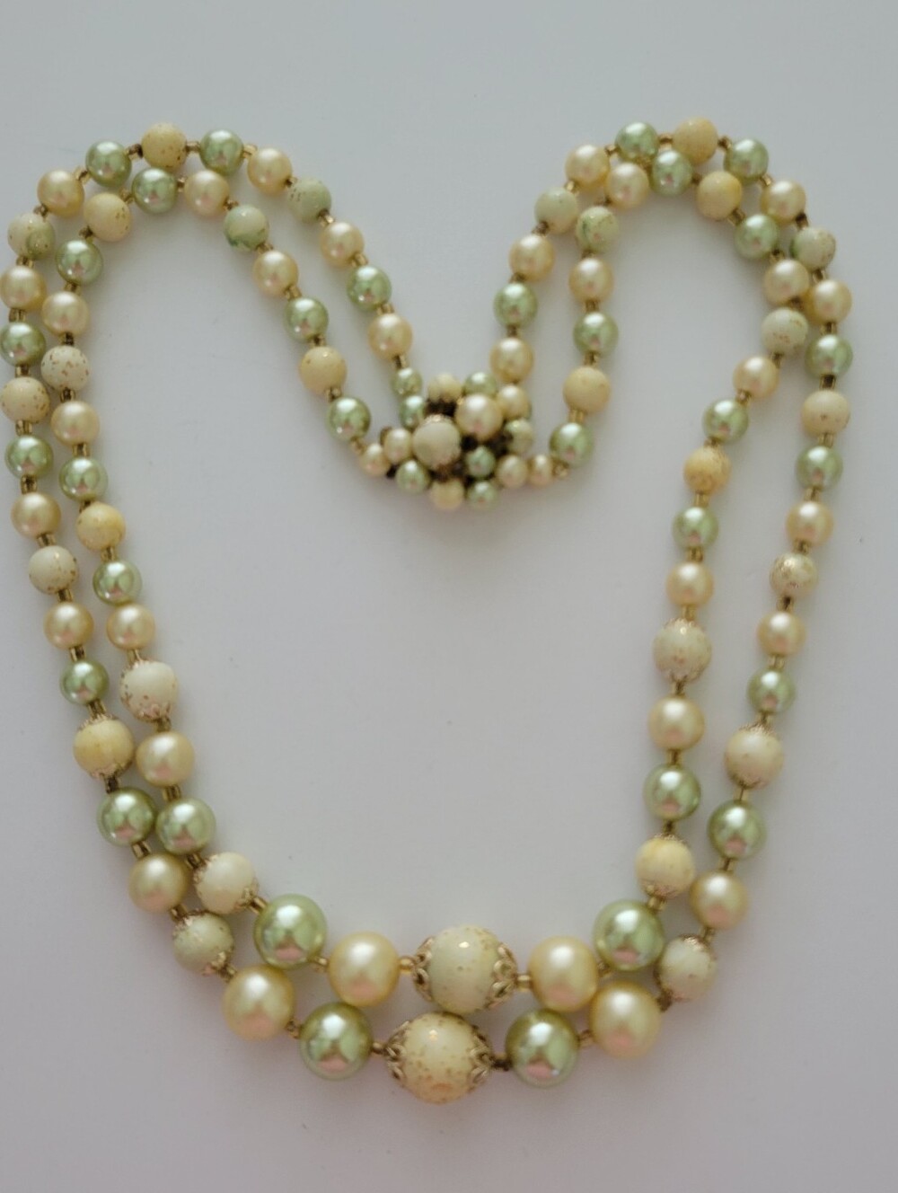 Vintage Signed Japan Green Yellow Pearls Two Strand Necklace 20" Feminine - Picture 4 of 13